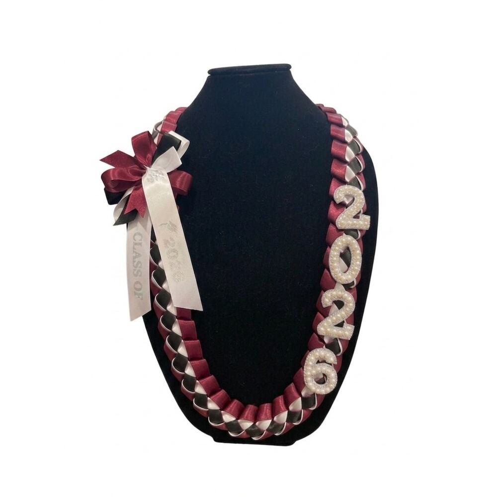 Class of 2026 Graduation Lei with Bling Beaded 2026 Red Black White Ribbon Lei